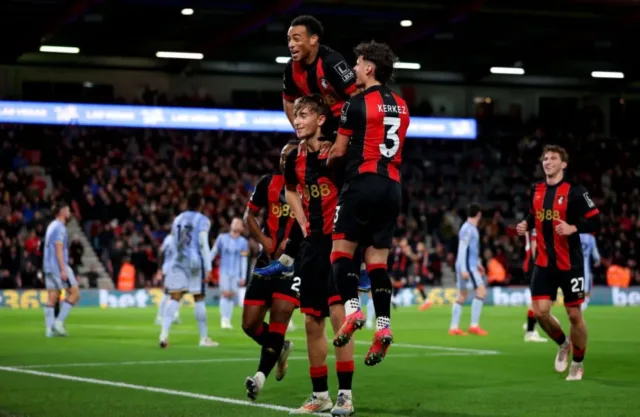 Satu gol yang di cetak Dean Huijsen sukses taklukan Tottenham. (Getty Images)